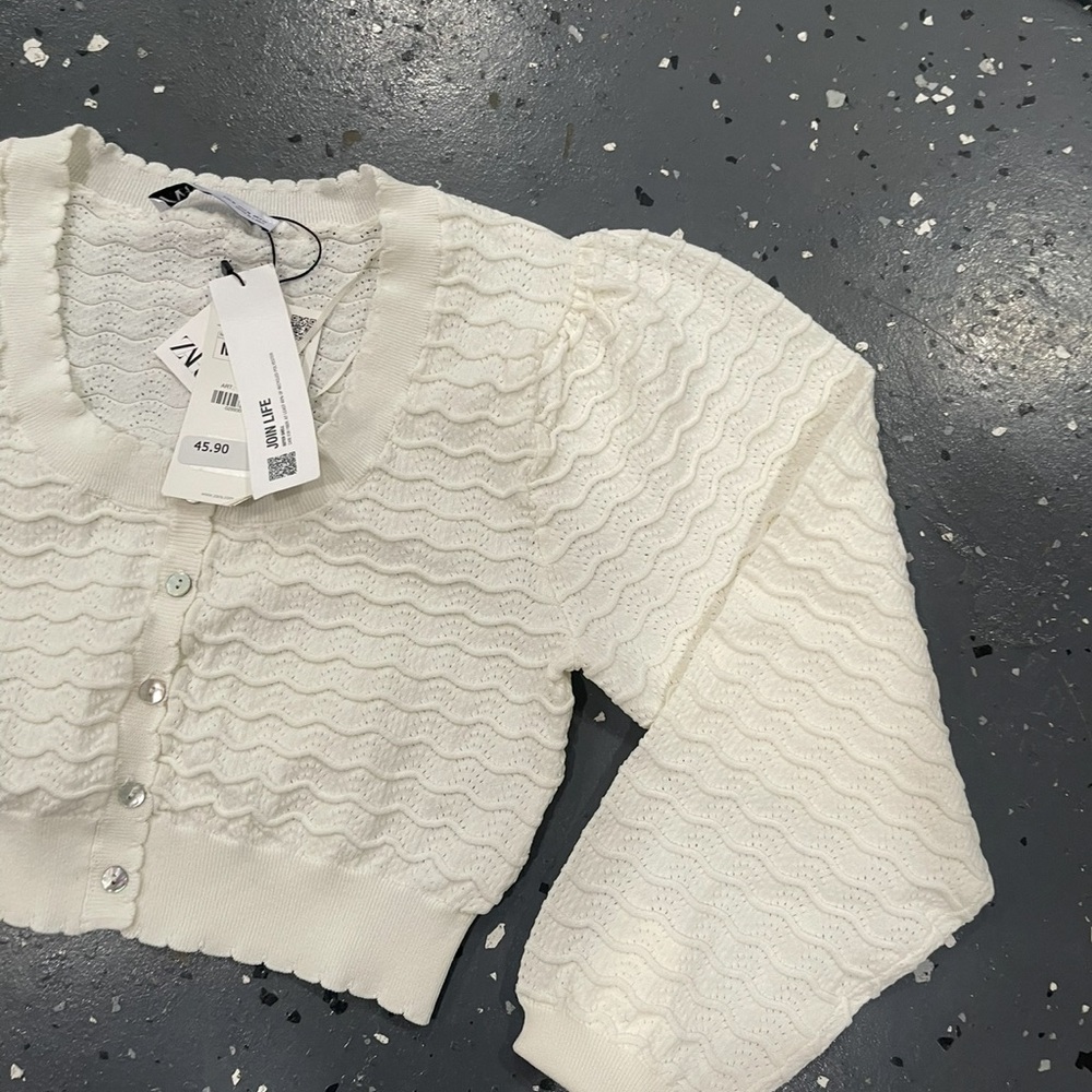Zara Cream Textured Cardigan - Picture 2 of 3